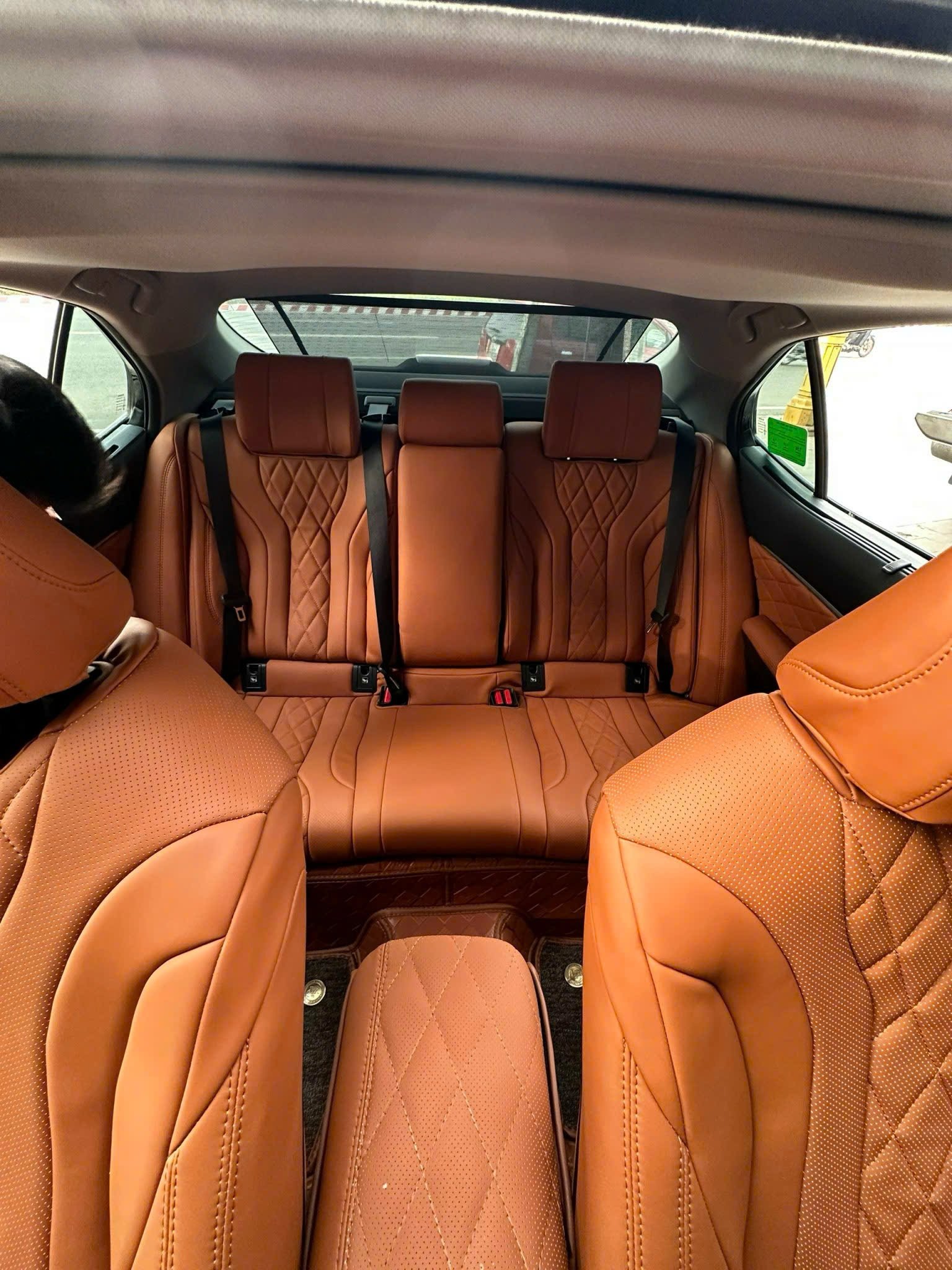 Bộ ghế da ô tô được Trường Tuấn Auto hoàn thiện cho khách hàng
